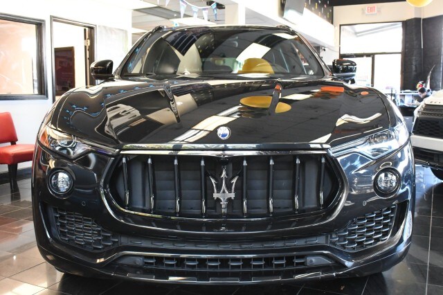 2022 Maserati Levante GT photo 2
