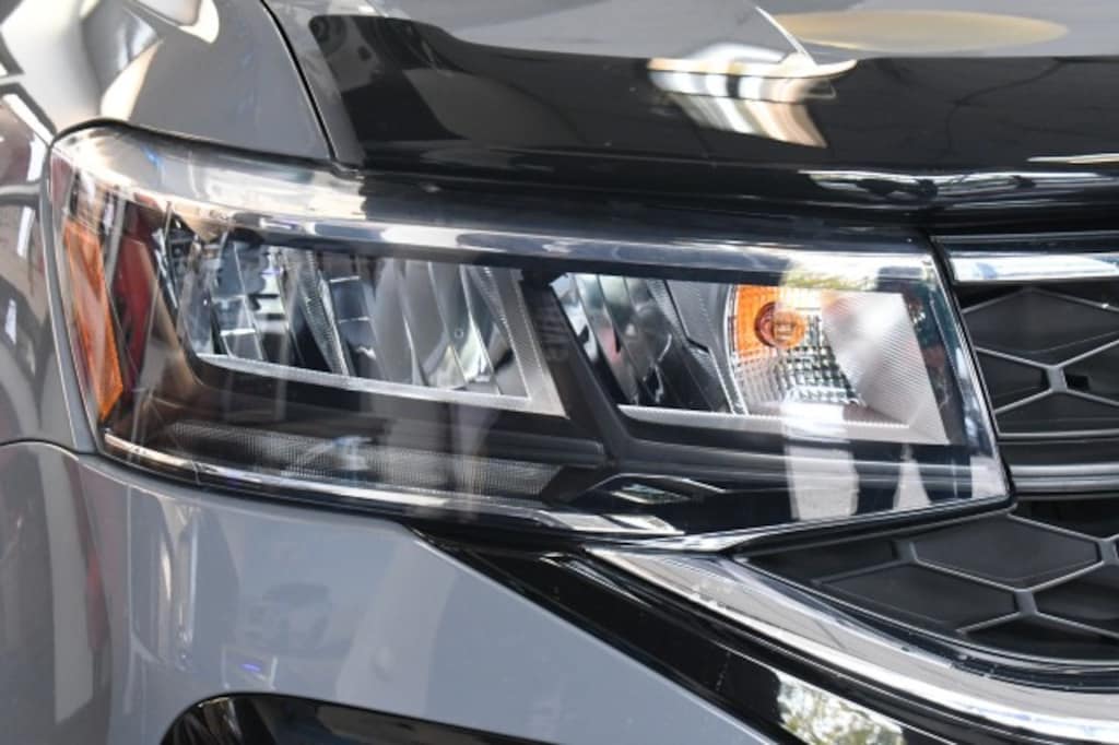 Used 2023 Volkswagen Taos 1.5T SE SUV