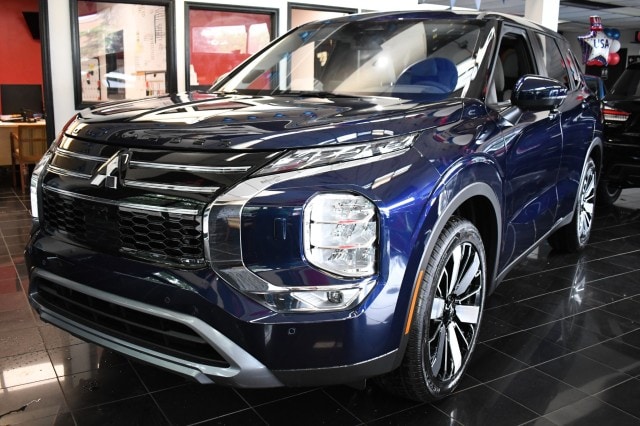 2025 Mitsubishi Outlander SUV 