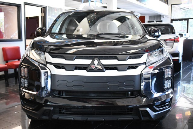 2024 Mitsubishi Outlander Sport ES photo 2
