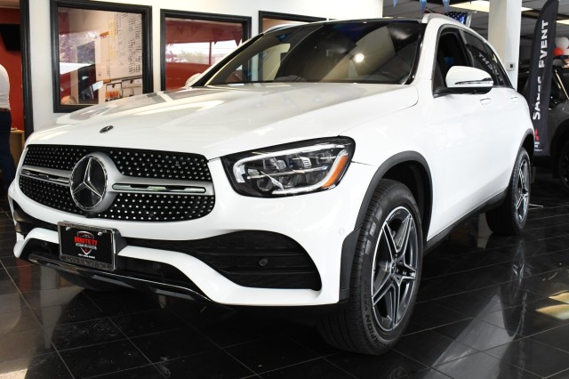 2021 Mercedes-Benz GLC GLC300 4MATIC's photo