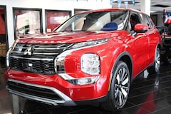 2025 Mitsubishi Outlander SE SUV