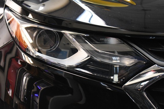 2020 Chevrolet Equinox photo 2