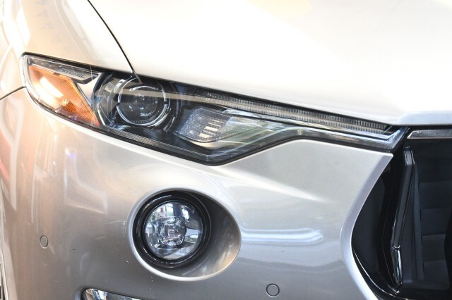 2022 Maserati Levante Base GT photo 4