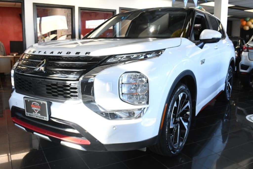 Used 2023 Mitsubishi Outlander Plug-In Hybrid Ralliart SUV