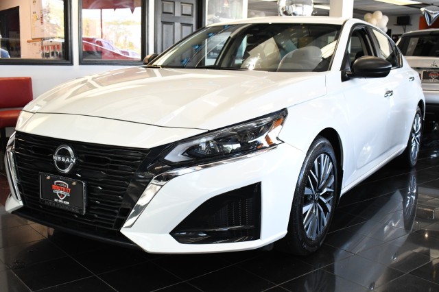 2024 Nissan Altima SV
