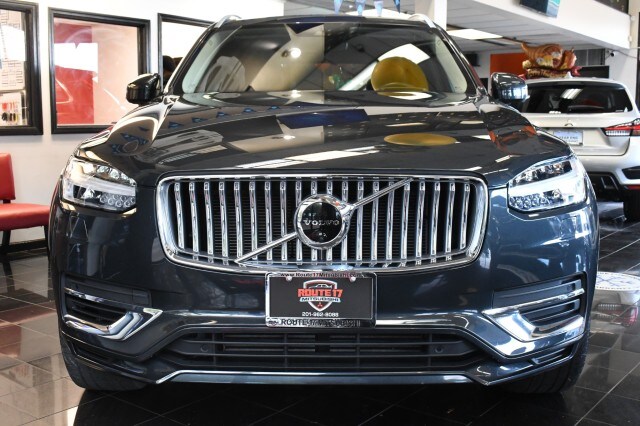 2021 Volvo XC90 Recharge T8 Inscription photo 2