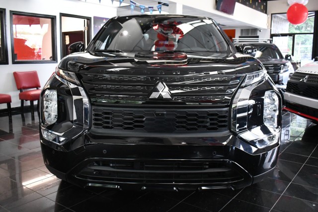 Used 2023 Mitsubishi Outlander SE Special Edition with VIN JA4J4UA82PZ041217 for sale in Ramsey, NJ