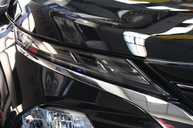 2023 Mitsubishi Outlander PHEV SE photo 4