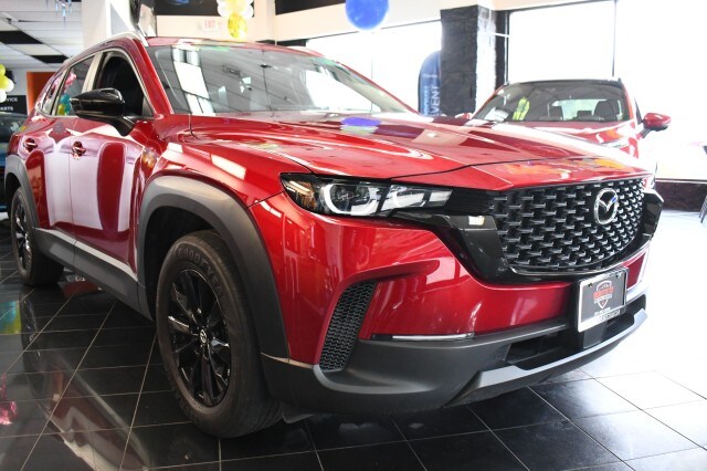 2023 Mazda CX-50 2.5 Preferred Plus photo 3