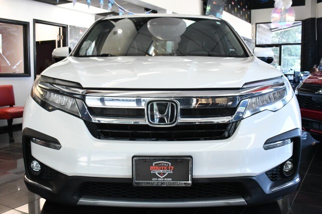 2020 Honda Pilot Elite photo 2