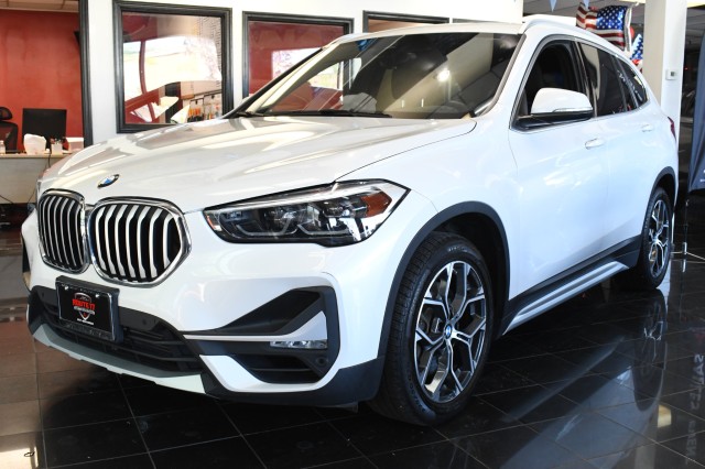 2020 BMW X1 xDrive28i's photo