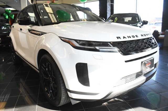 2022 Land Rover Range Rover Evoque SE photo 3