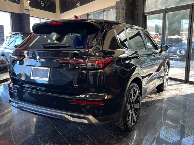 2026 Mitsubishi Outlander SE - Photo 13