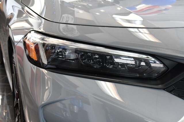 2025 Honda Civic Sport photo 4