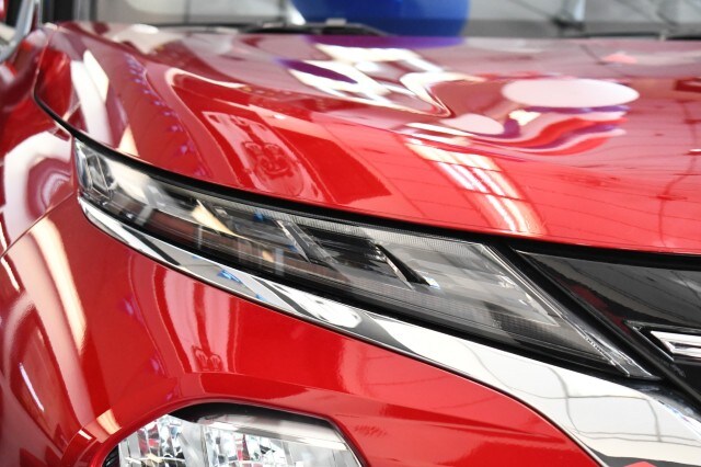 2025 Mitsubishi Outlander SE photo 4