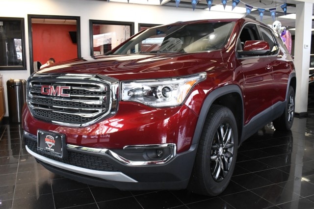 2018 GMC Acadia SLT-1's photo