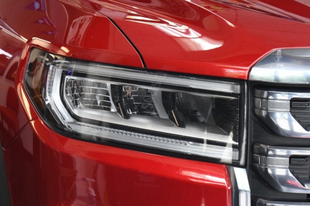 Used 2023 GMC Acadia AT4 SUV