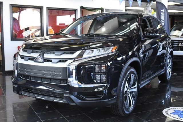2026 Mitsubishi Outlander Sport 2.0 ES AWC CVT's photo