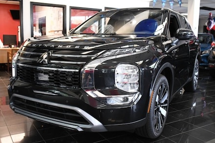 2026 Mitsubishi Outlander SE SUV