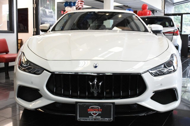 2022 Maserati Ghibli Modena Q4 photo 2