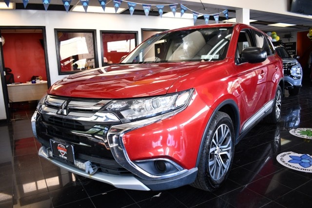 2016 Mitsubishi Outlander ES