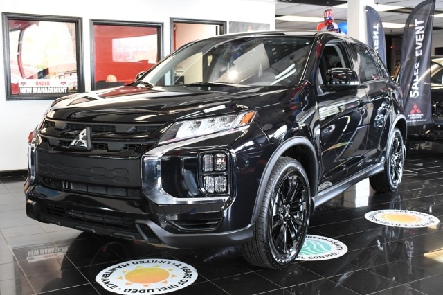 2027 Mitsubishi Outlander Sport LE