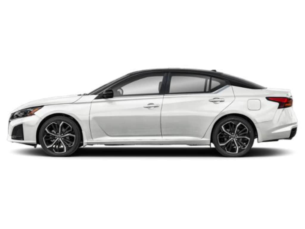 New 2026 Nissan Altima SR Sedan