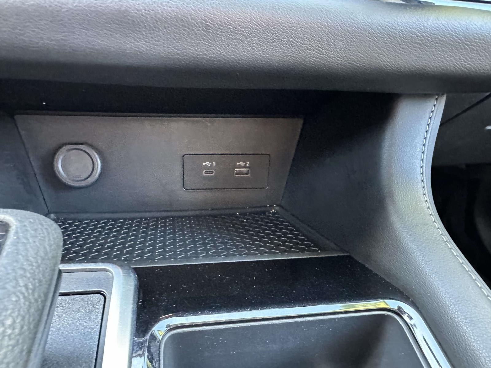 2024 Nissan Pathfinder SV - Photo 22