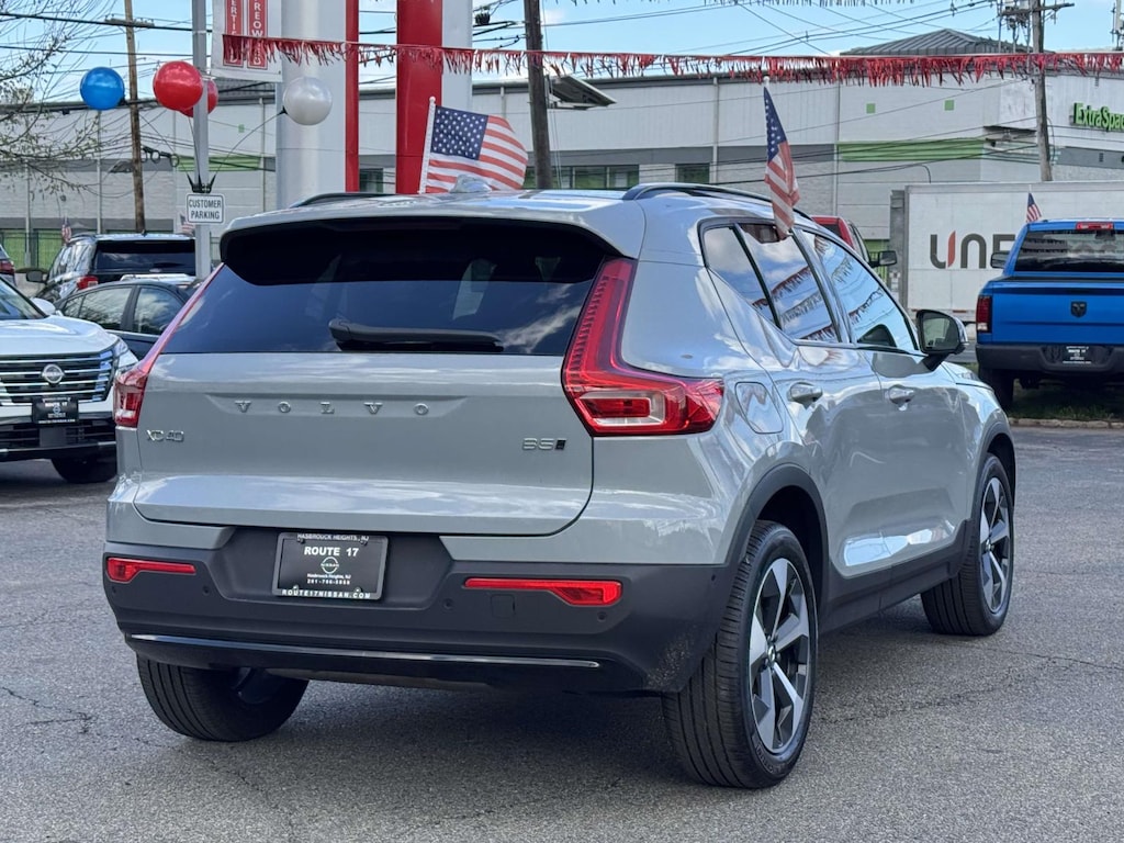Used 2025 Volvo XC40 B5 Plus Dark Theme SUV