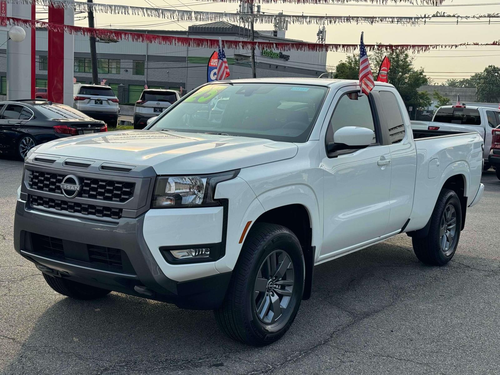 Used 2025 Nissan Frontier SV with VIN 1N6ED1CM0SN615746 for sale in Hasbrouck Heights, NJ