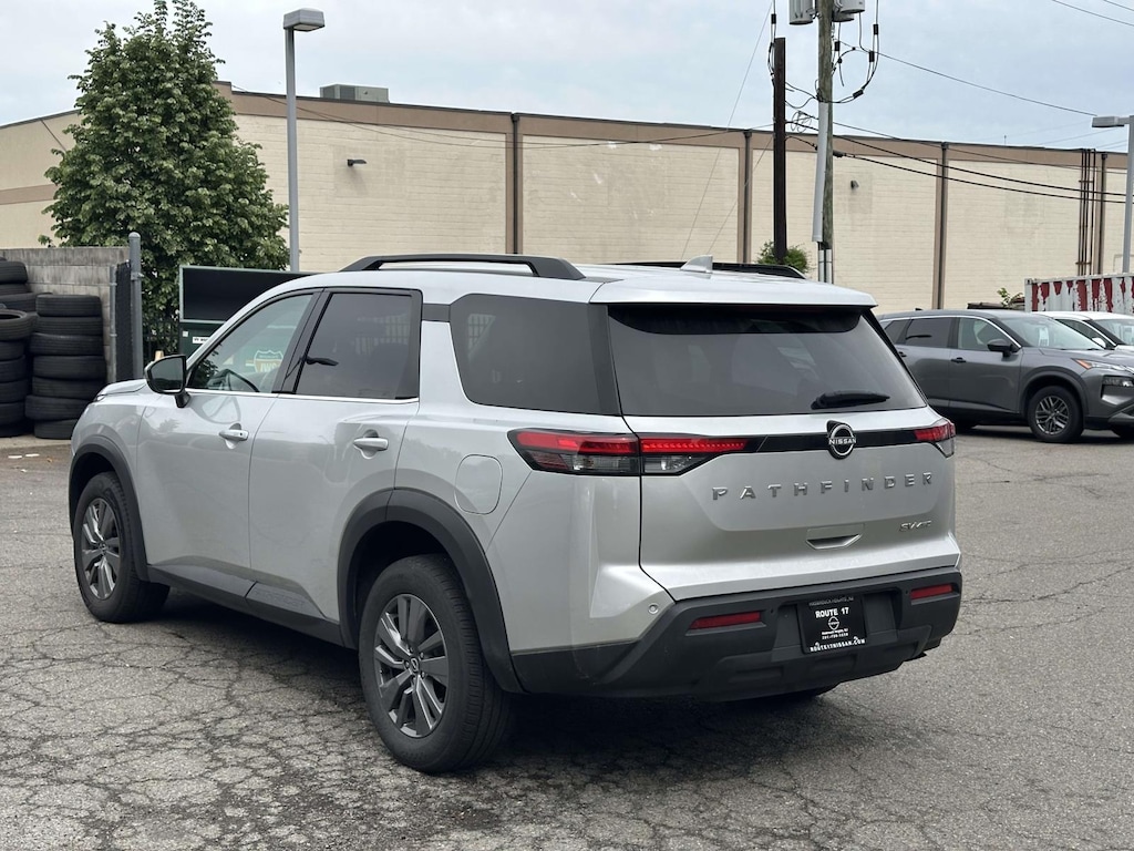 Certified 2025 Nissan Pathfinder SV SUV