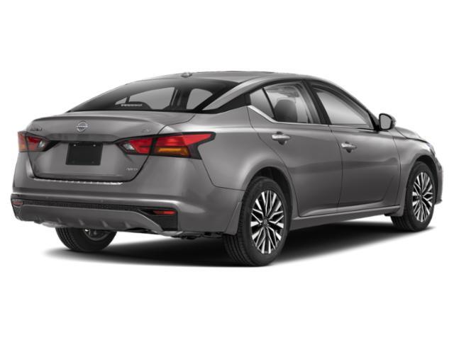 2025 Nissan Altima SV photo 2