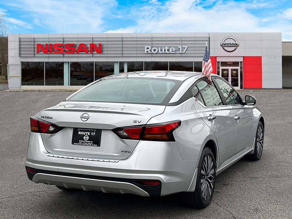 Used 2023 Nissan Altima 2.5 SV Sedan