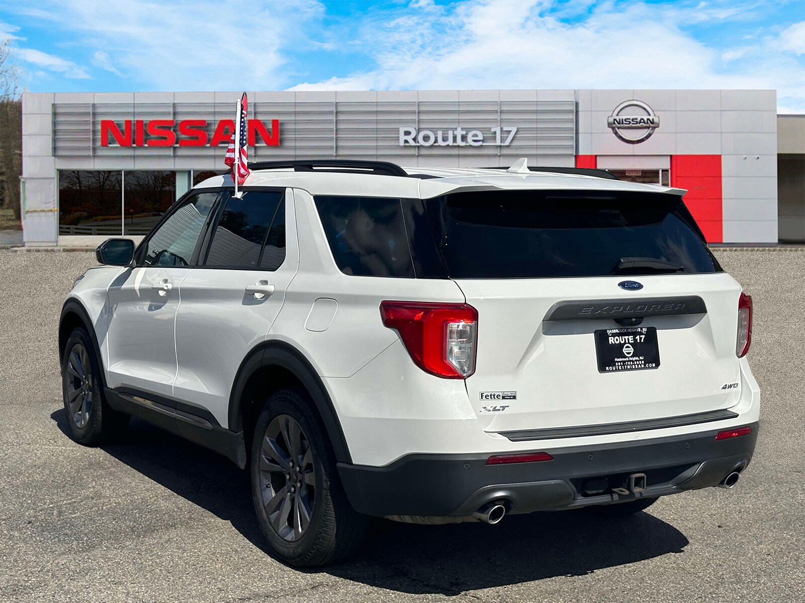 2022 Ford Explorer XLT photo 3