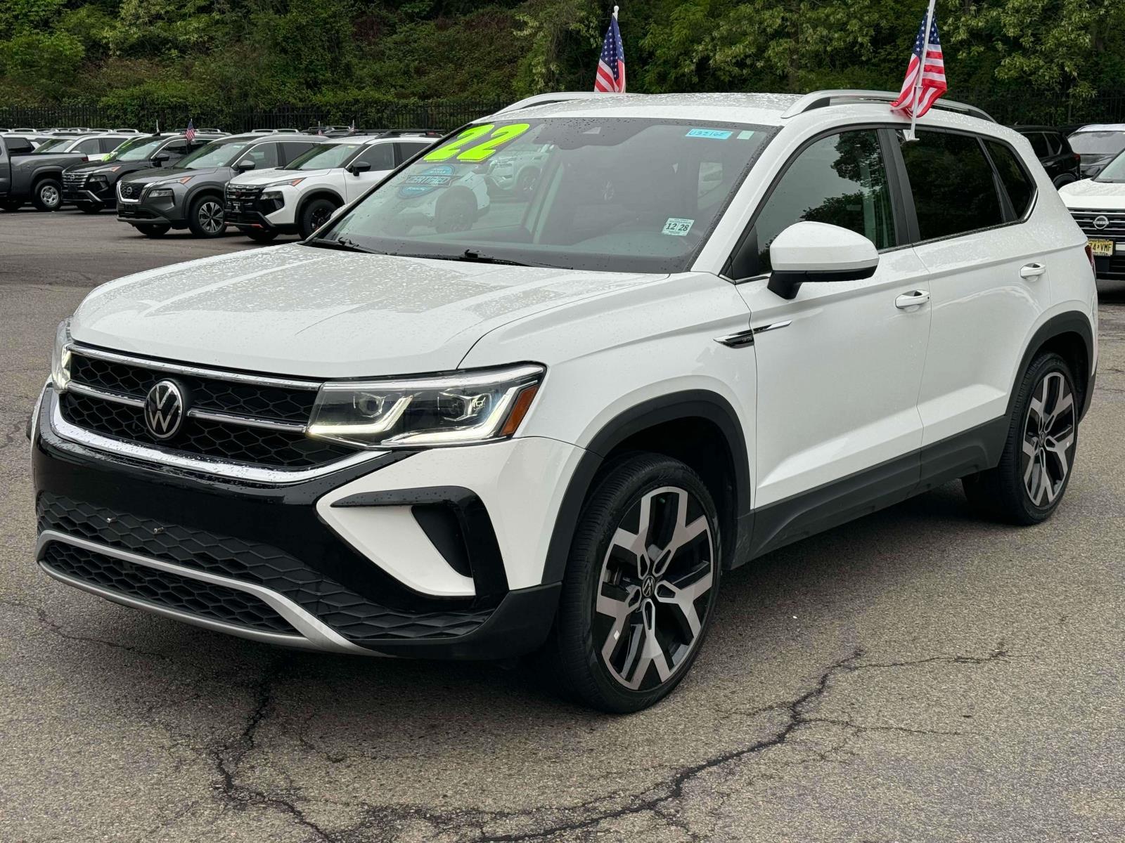 Used 2022 Volkswagen Taos SEL with VIN 3VVJX7B24NM077953 for sale in Hasbrouck Heights, NJ