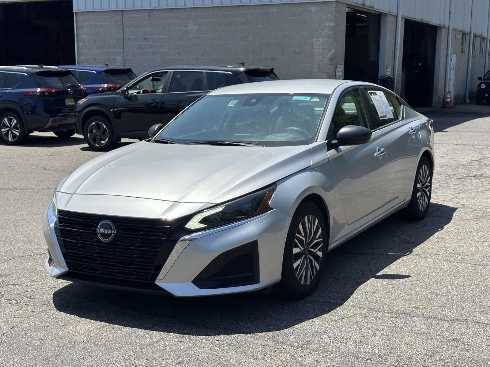Used 2024 Nissan Altima SV with VIN 1N4BL4DV9RN345871 for sale in Hasbrouck Heights, NJ