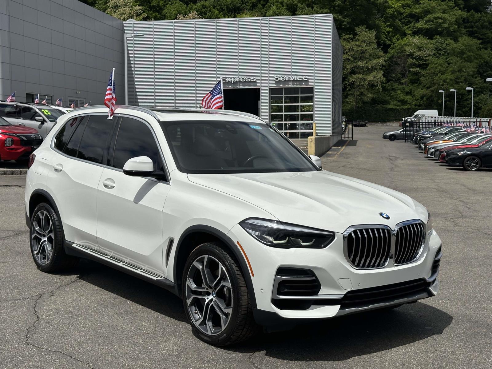 2022 BMW X5 xDrive40i's photo