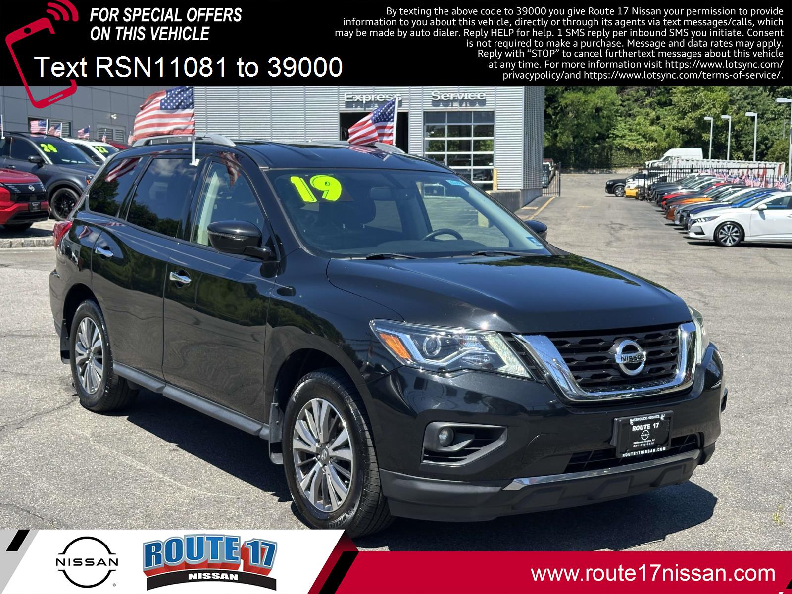 2019 Nissan Pathfinder SV 4WD's photo