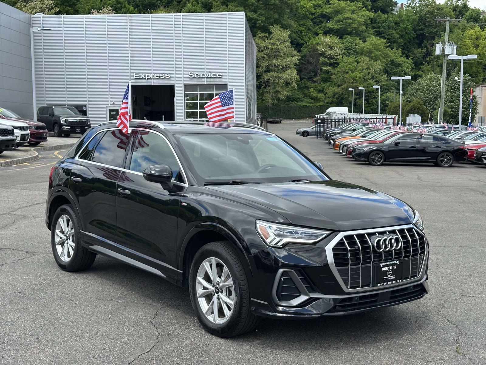 2025 Audi Q3 45 TFSI S Line Premium quattro's photo
