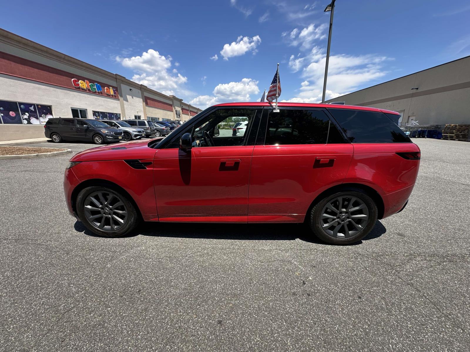 2024 Land Rover Range Rover Sport SE Dynamic | CarEdge | CarEdge