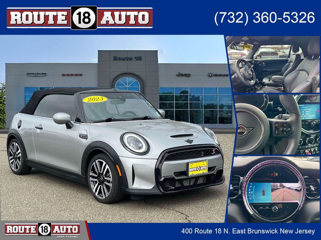 2023 MINI Convertible Cooper S's photo