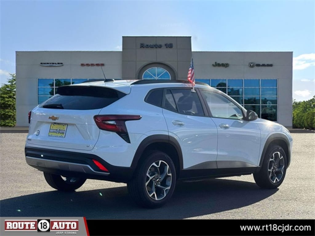 Used 2024 Chevrolet Trax LT SUV