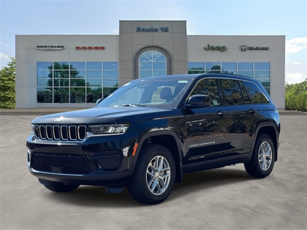 New 2025 Jeep Grand Cherokee LAREDO X 4X4 Sport Utility