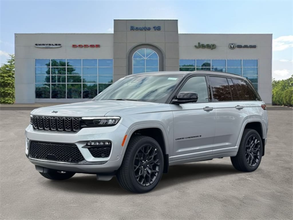New 2025 Jeep Grand Cherokee SUMMIT 4X4 Sport Utility