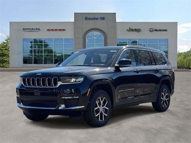 2025 Jeep Grand Cherokee Limited Sport photo 2