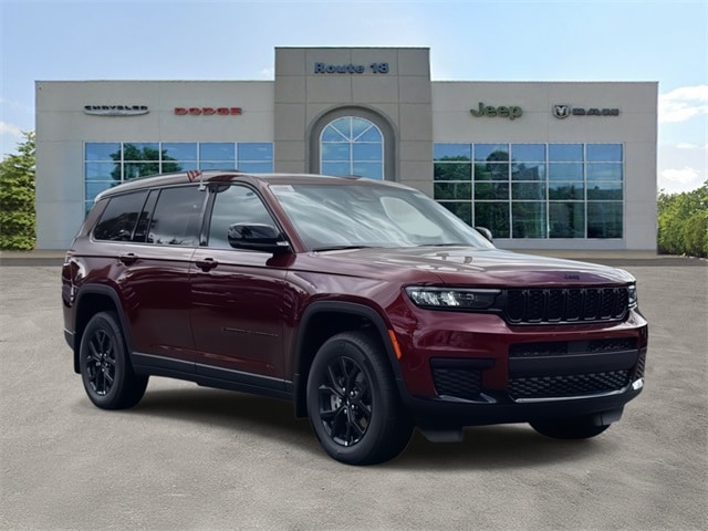 2025 Jeep Grand Cherokee L Altitude's photo