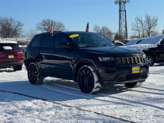 2019 Jeep Grand Cherokee Altitude's photo