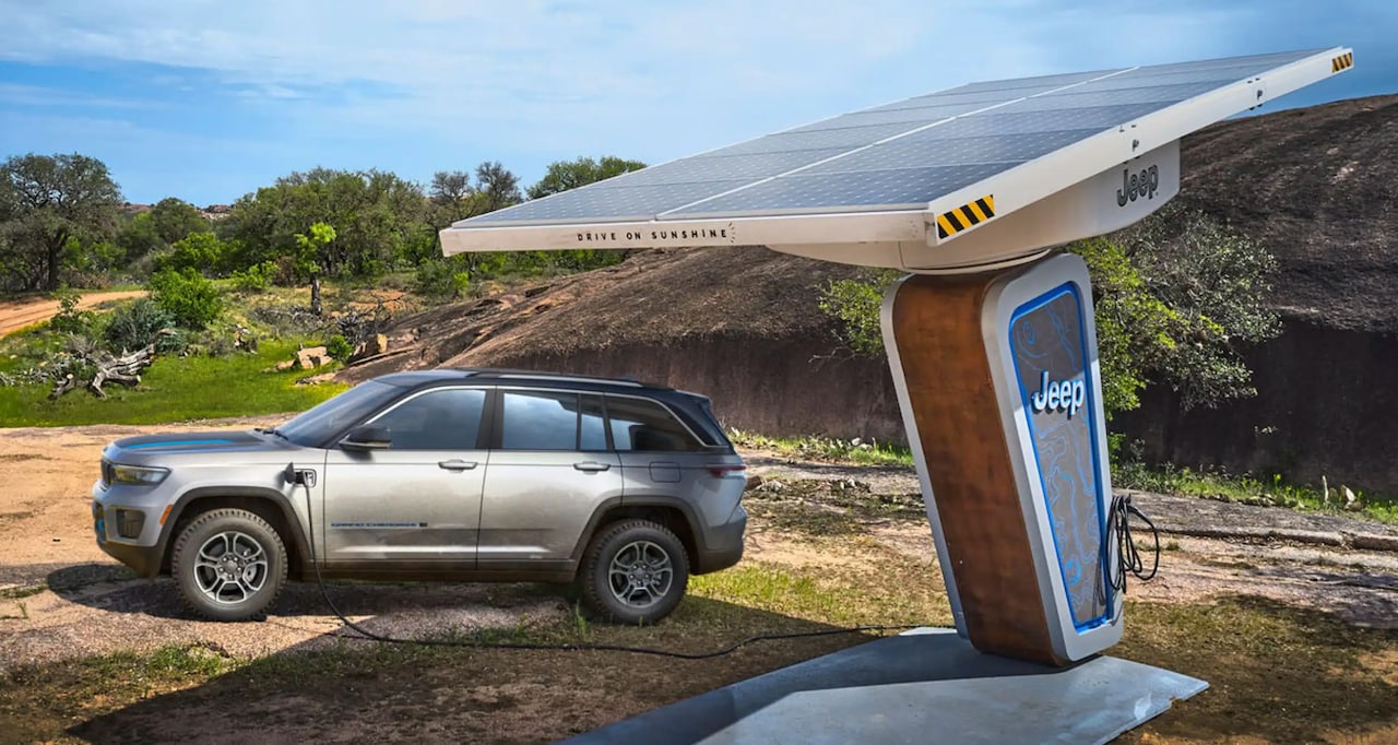 2023 Jeep Grand Cherokee 4xe.png