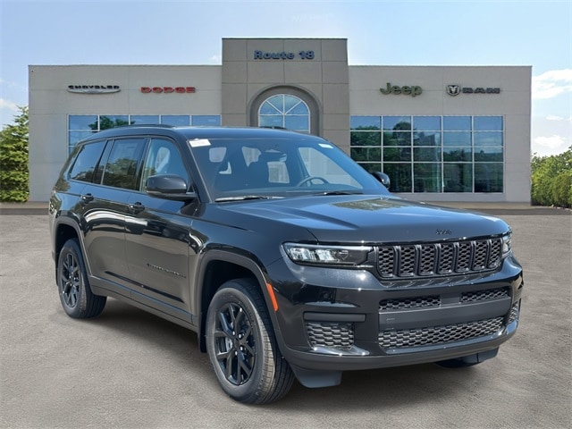 2025 Jeep Grand Cherokee L Altitude's photo
